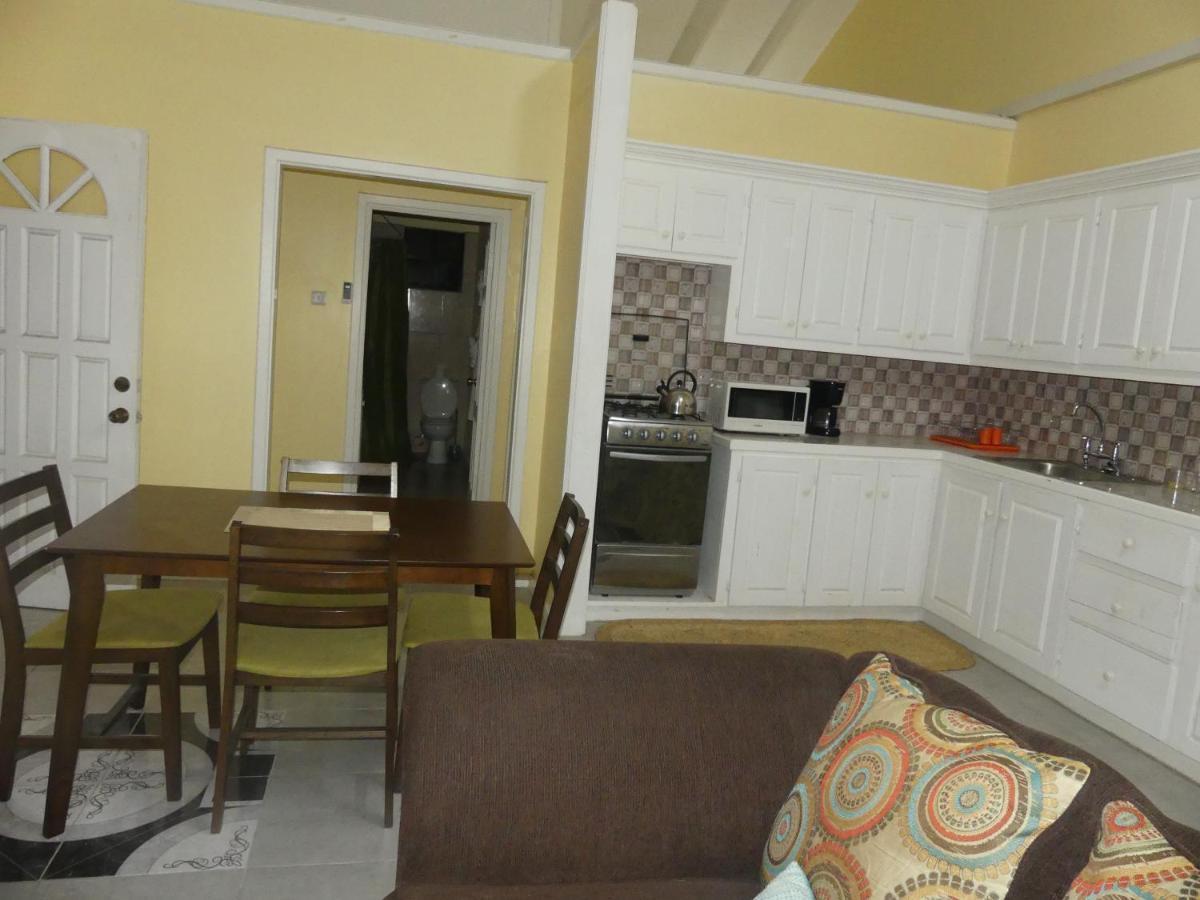Southern Haven Guesthouse Laborie 外观 照片
